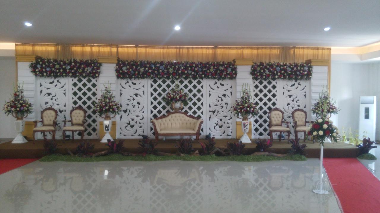 Hotel Transit Pasuruan Exteriör bild